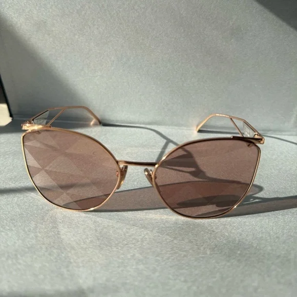 Prada Pink Cat Eye Sunglasses Authentic Prada Millennials Cat Eye